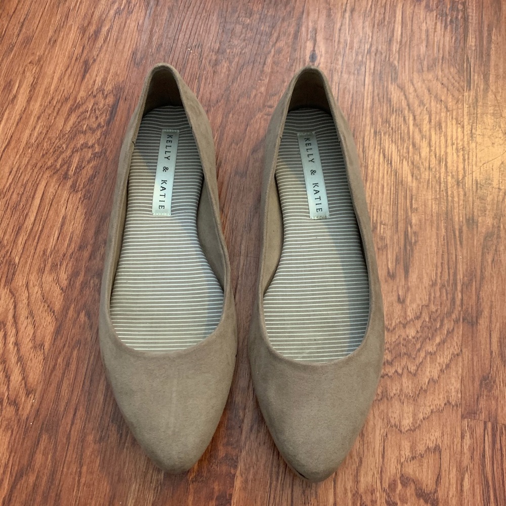 Tan Flats, Women’s 9.5